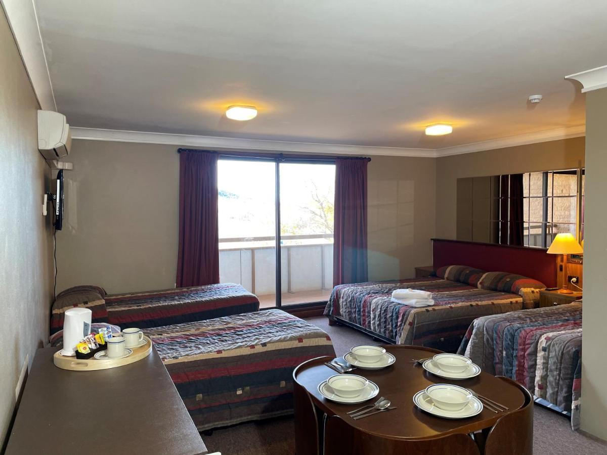 Southern Cross Motor Inn Berridale Exterior photo